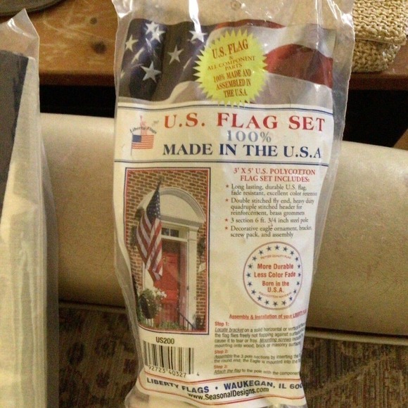 Liberty Flags American Flag Set 3'X5' PolyCotton Eagle Ornament New (2) - Picture 7 of 9